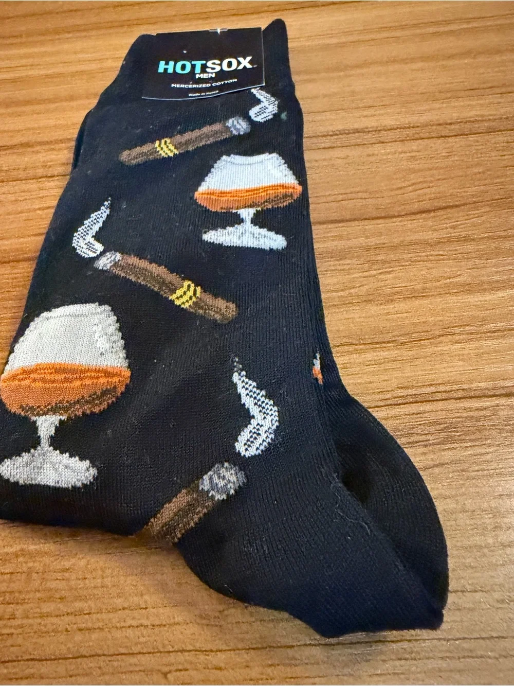New W/Tags Hot Sox Men's Black Cognac & Cigars Novelty Crew Sock 10-13